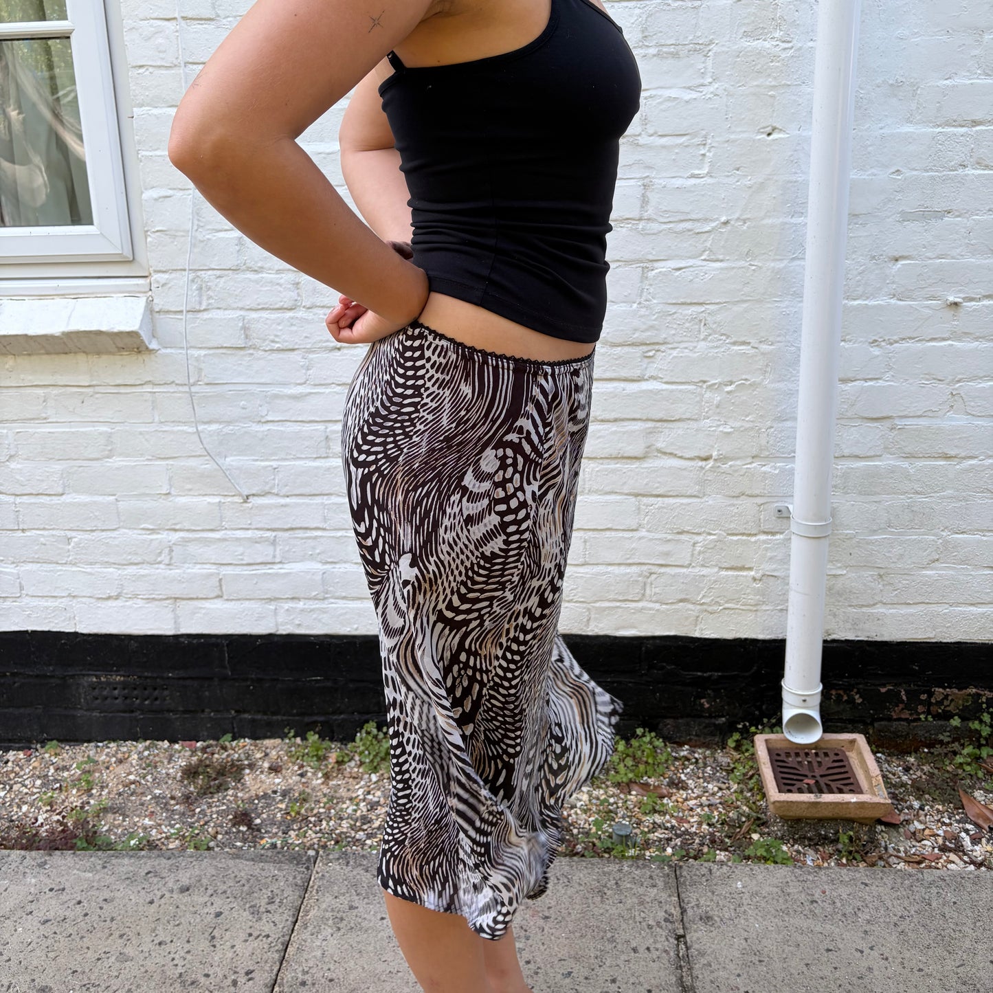 Vintage Monochrome Abstract Zebra Print 90s/ Y2K Midi Skirt